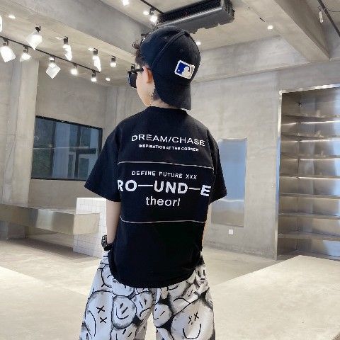 ブラックＴシャツ