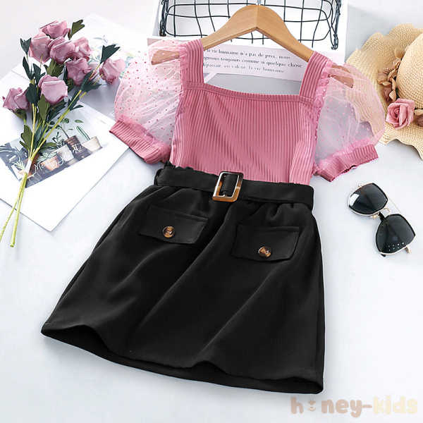 ピンク/Tシャツ+ブラック/スカート