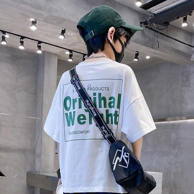 Tシャツ