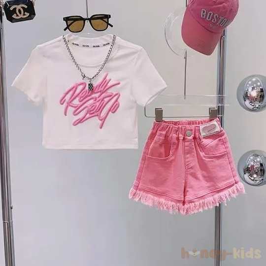 ホワイト/Tシャツ+ピンク/ボトムス